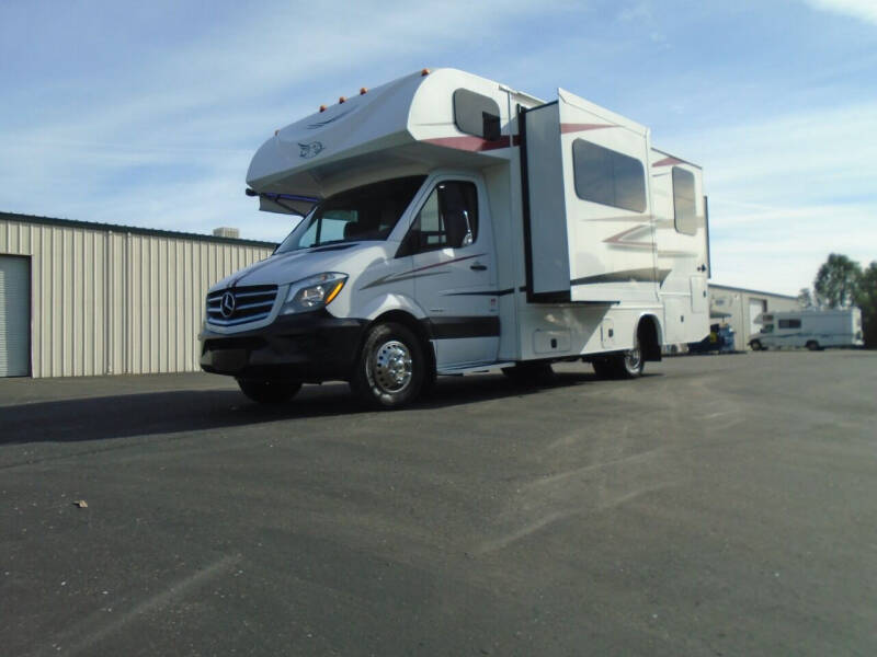 2017 Jayco Melbourne 24K for sale at AMS Wholesale Inc. in Placerville CA