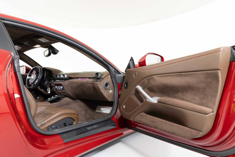 2014 Ferrari F12berlinetta