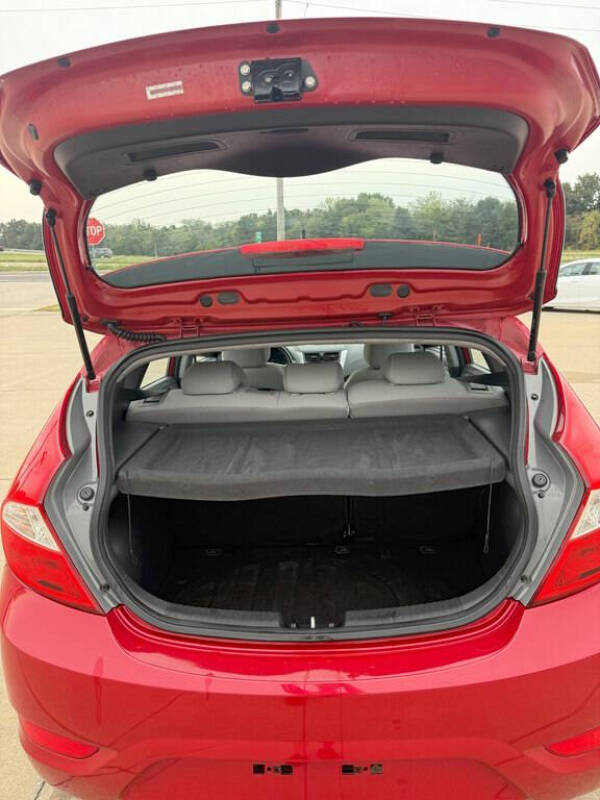 2014 Hyundai Accent SE