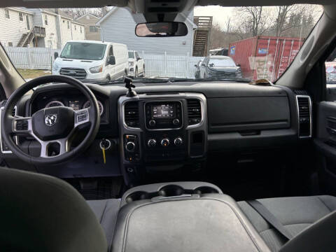 2021 RAM 1500 Classic SLT