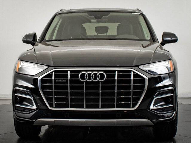 2023 Audi Q5 quattro Premium 40 TFSI