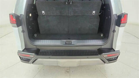 2023 Lexus LX 600 Luxury