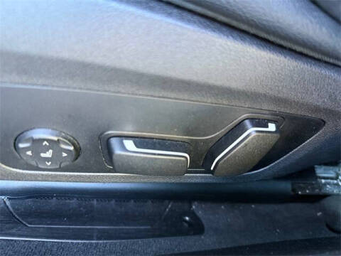 2024 BMW 3 Series 330i