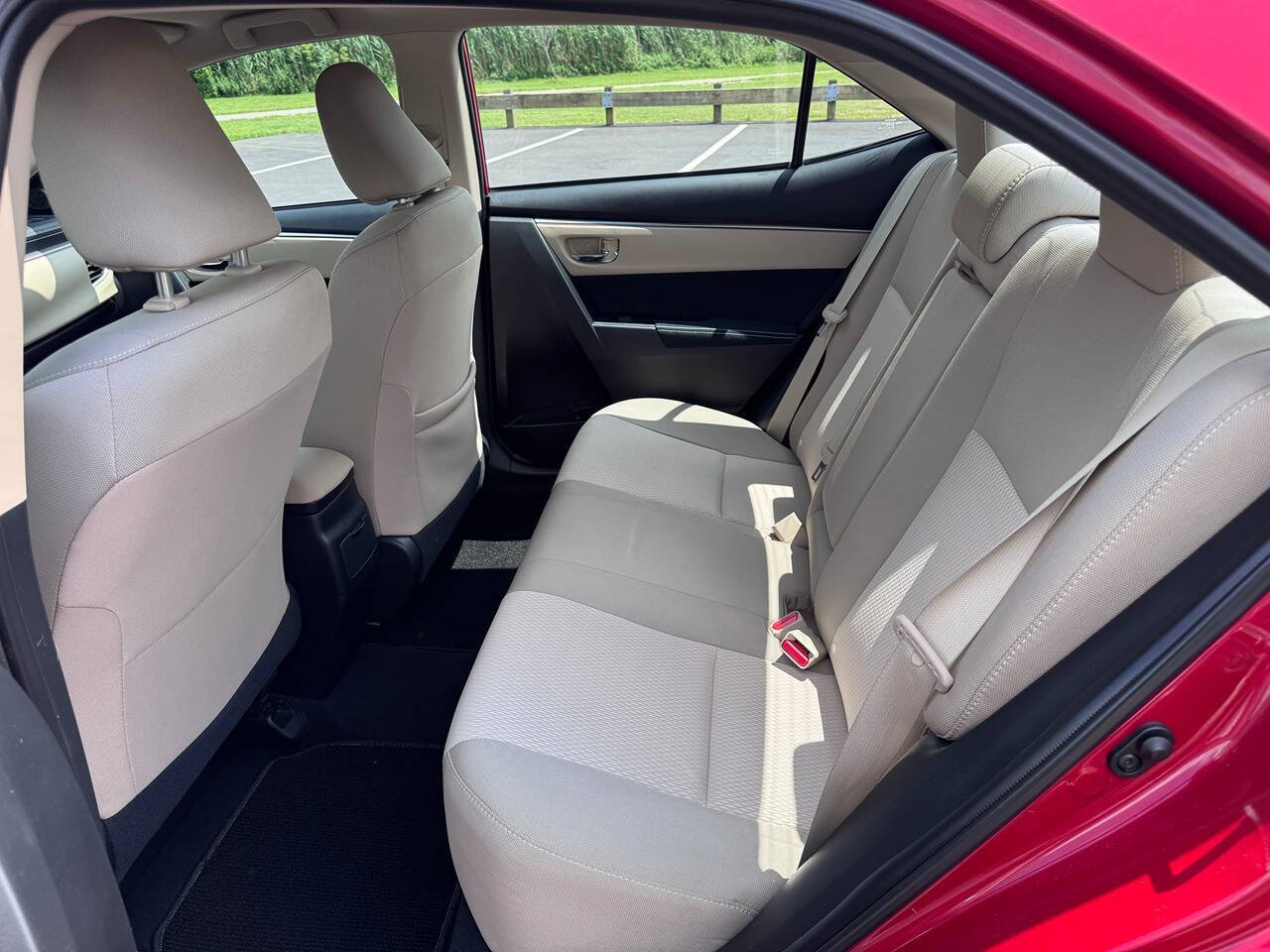 2015 Toyota Corolla 14
