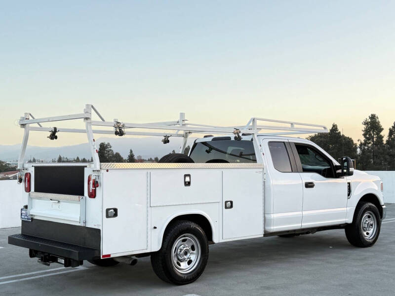 2022 Ford F-350 Super Duty XL