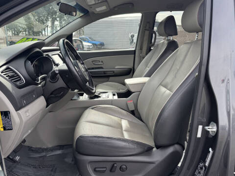 2017 Kia Sedona LX