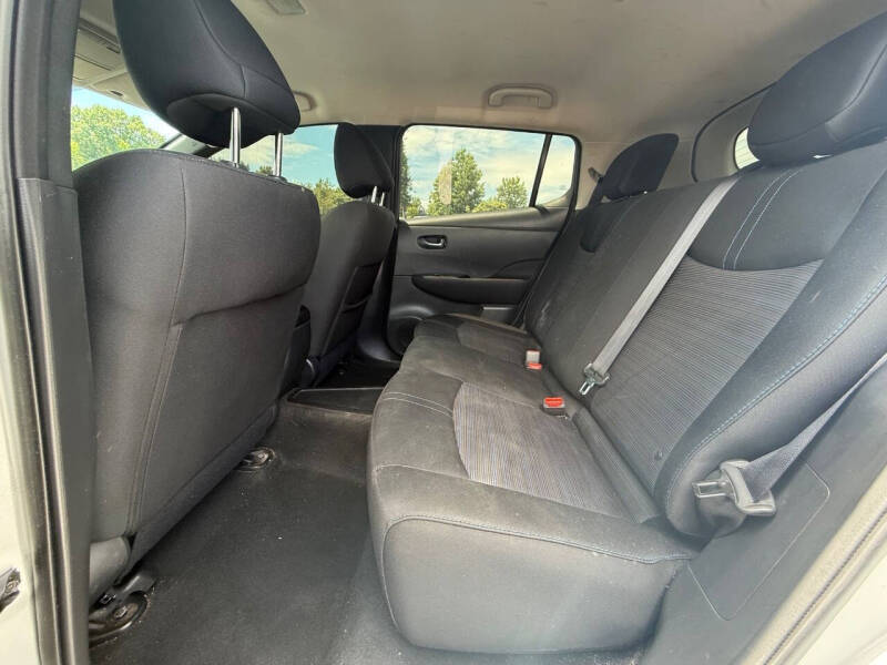 2018 Nissan LEAF SV