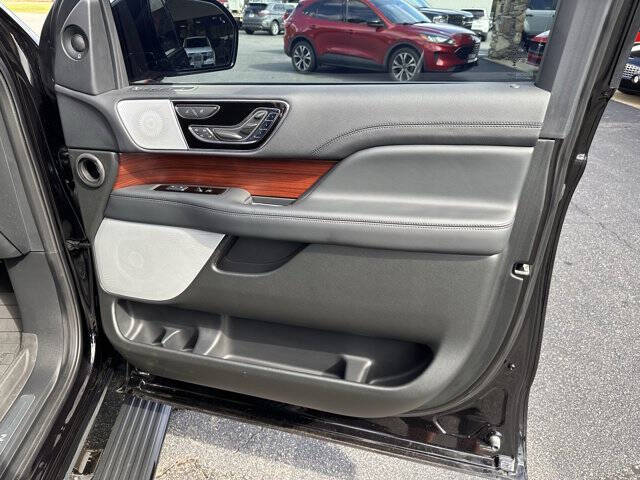 2023 Lincoln Navigator L Reserve