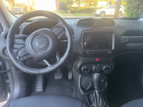 2017 Jeep Renegade Altitude