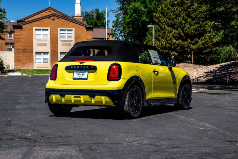2026 MINI Convertible