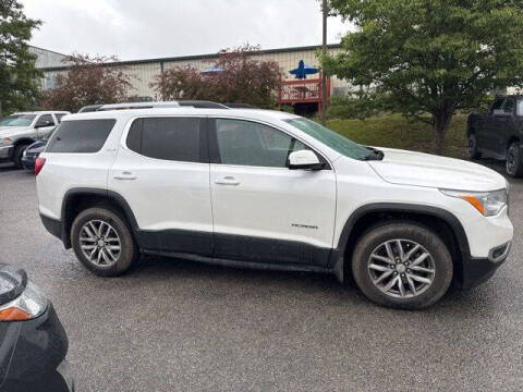 2017 GMC Acadia SLE-2