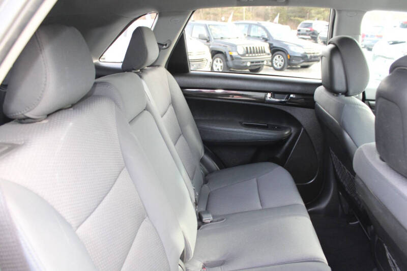 2013 Kia Sorento LX