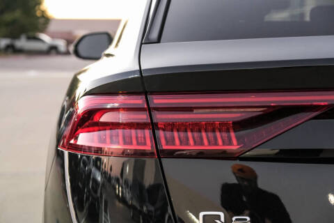 2020 Audi Q8 quattro Prestige 55 TFSI