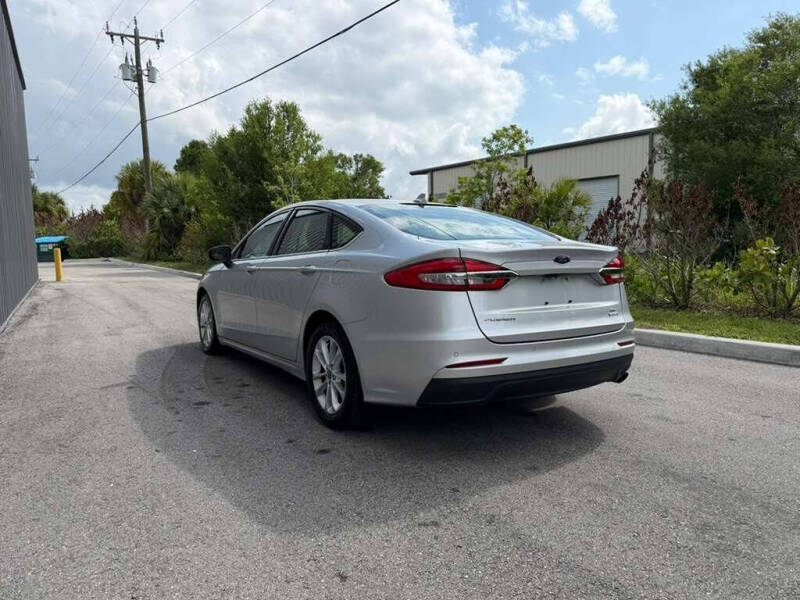 2019 Ford Fusion SE