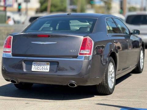 2014 Chrysler 300