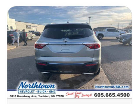 2023 Buick Enclave Essence