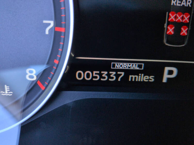 2025 Mitsubishi Outlander ES