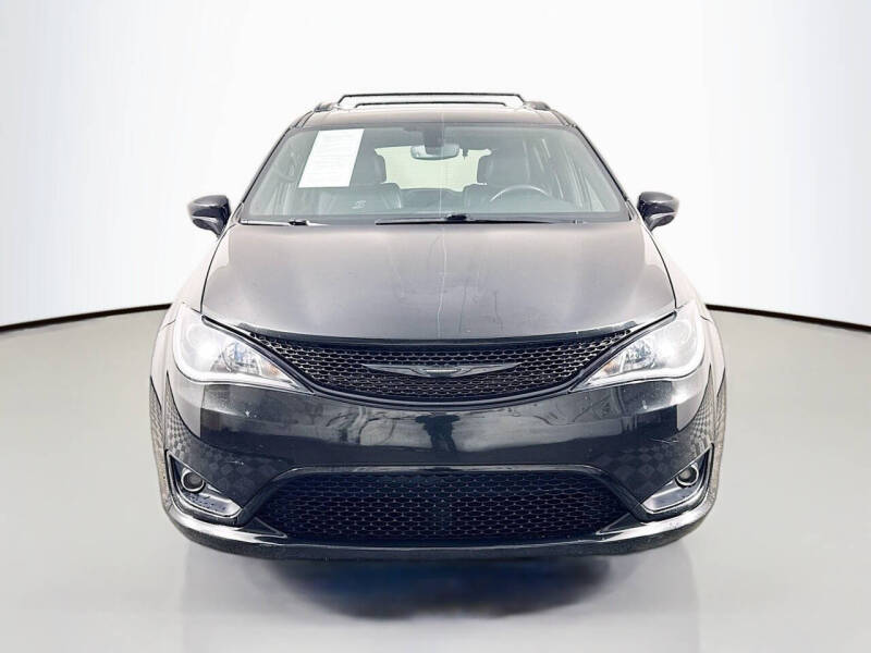 2020 Chrysler Pacifica Touring L