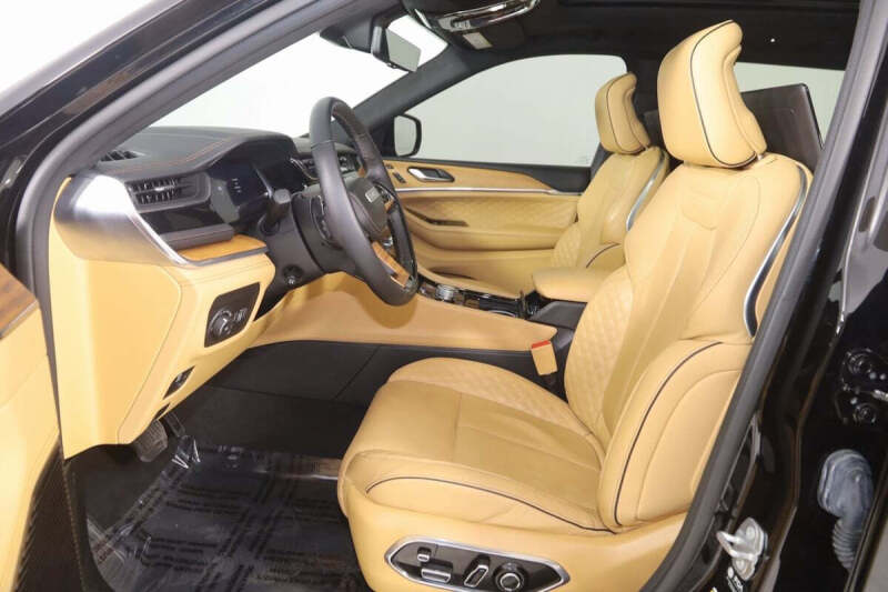 2023 Jeep Grand Cherokee L Summit Reserve