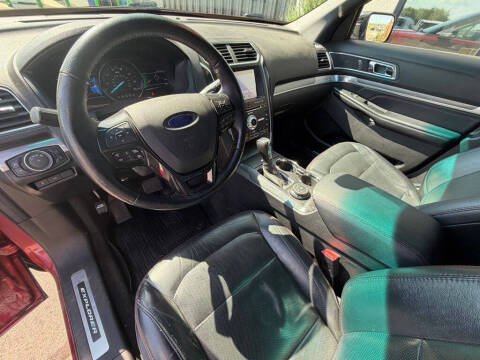 2017 Ford Explorer Sport