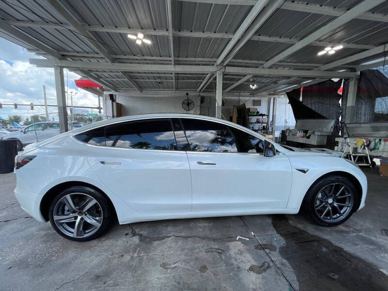 2019 Tesla Model 3 Standard Range Plus
