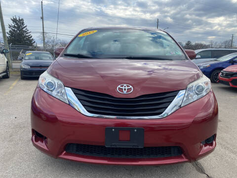 2013 Toyota Sienna for sale at Unique Auto Group in Indianapolis IN