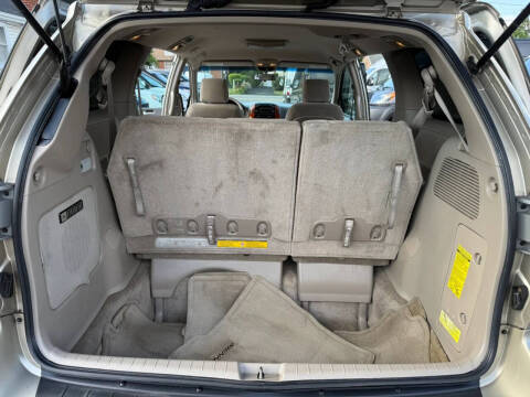 2006 Toyota Sienna