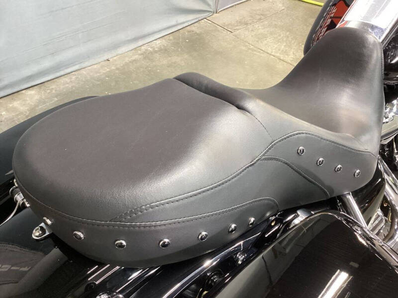 2021 Harley-Davidson Road King