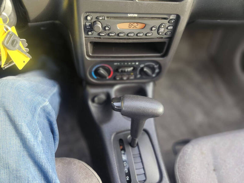 2001 Saturn S-Series SL1