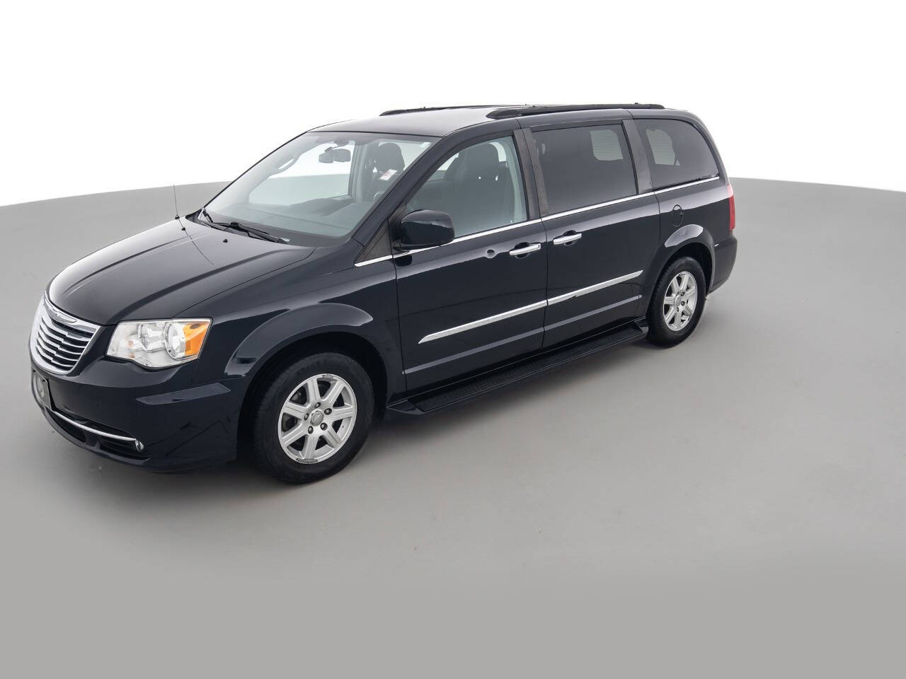 Used Car 2011 Chrysler Town And Country  Touring 4dr Mini Van For Sale Under $10,000 In Coal City, Illinois