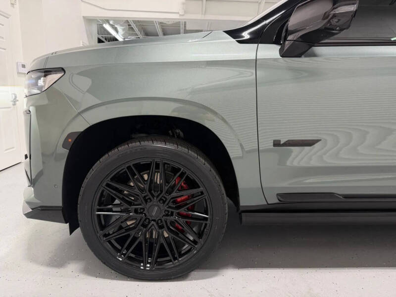 2024 Cadillac Escalade-V