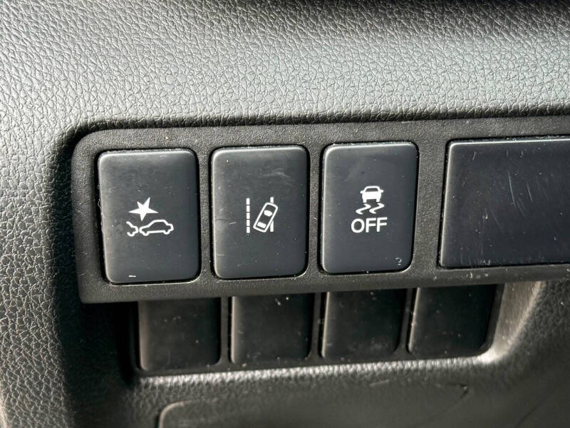 2024 Mitsubishi Eclipse Cross ES - Photo 15