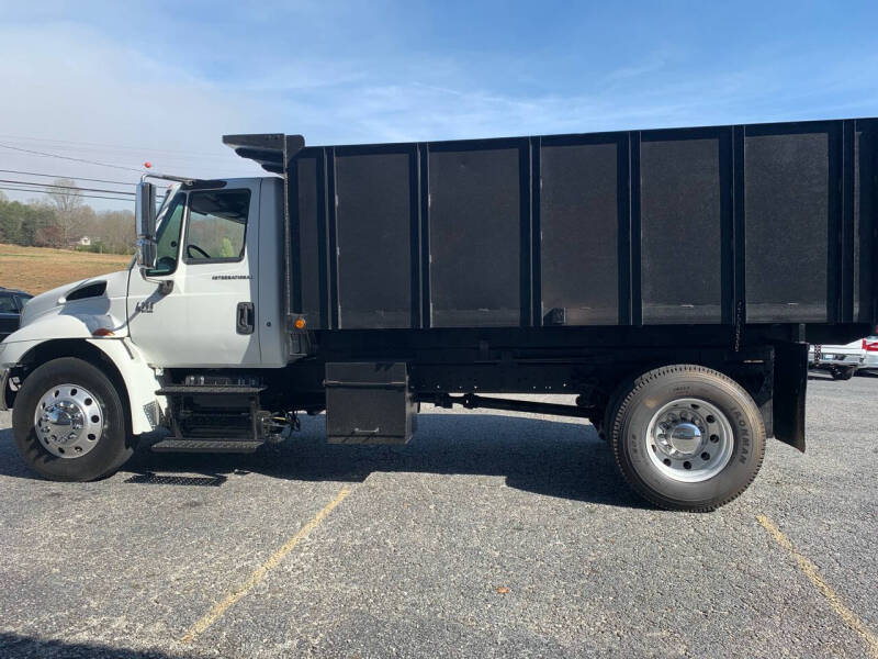 2003 International DuraStar 4300