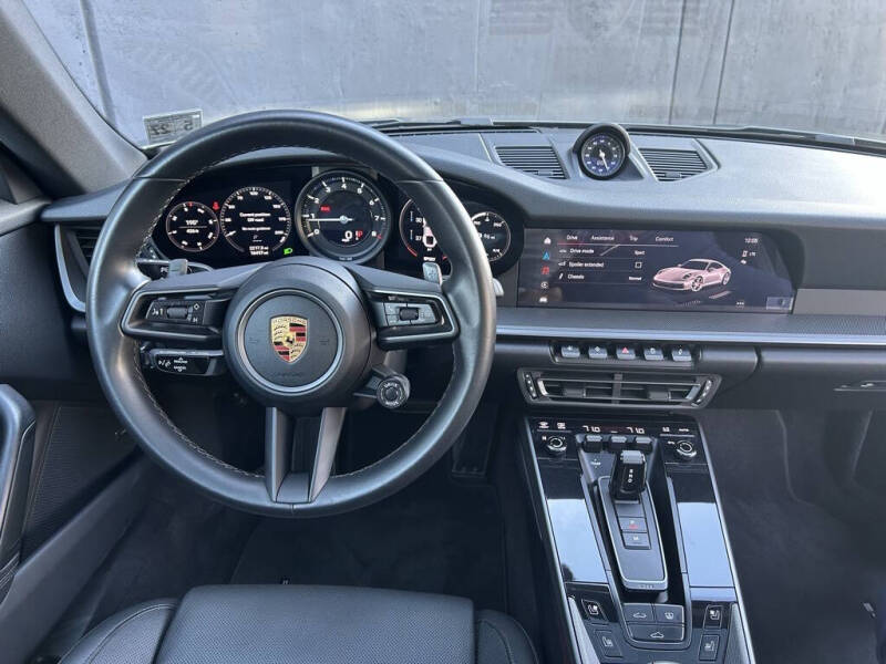 2022 Porsche 911 Carrera