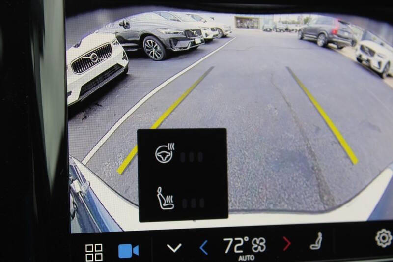 2025 Volvo XC60 T8 Plus Dark Theme