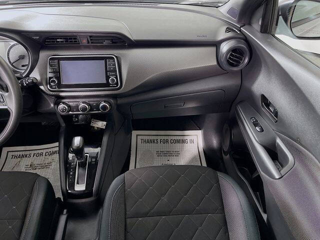 2020 Nissan Kicks S