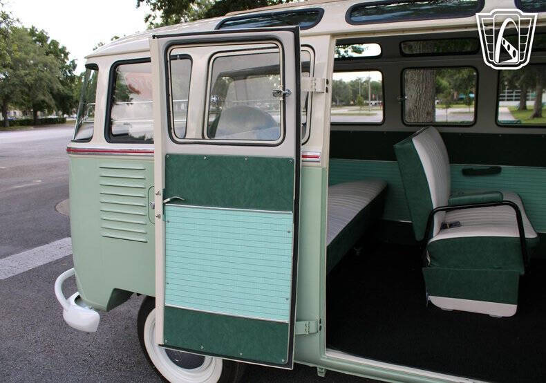 1974 Volkswagen Samba