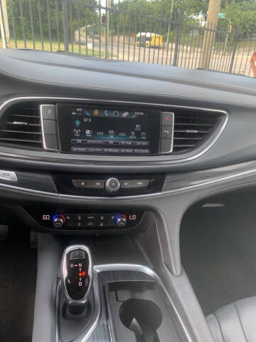 2018 Buick Enclave Essence