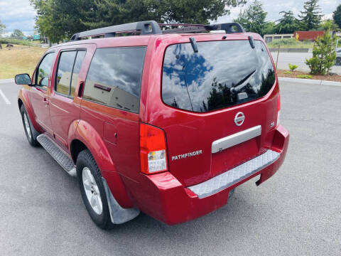 2008 Nissan Pathfinder SE