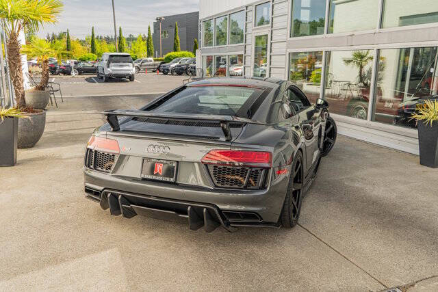 2017 Audi R8 8