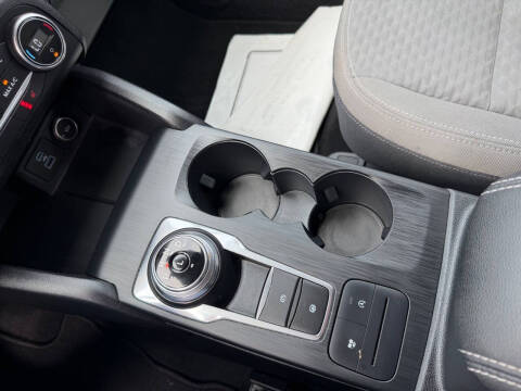 2020 Ford Escape SE