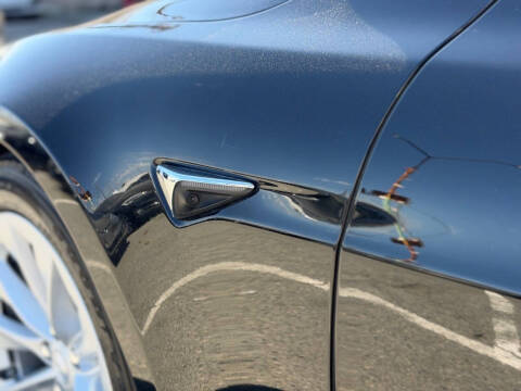 2016 Tesla Model S 75D
