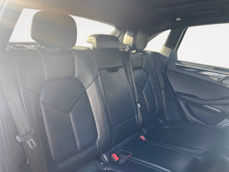 2024 Porsche Macan