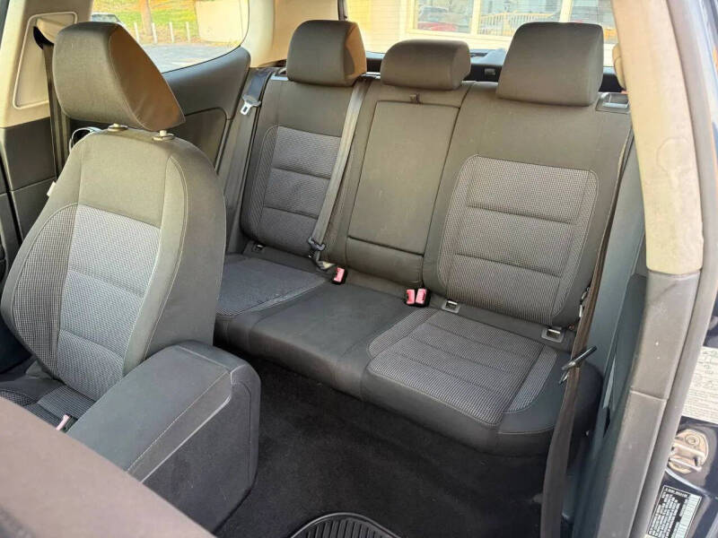 2011 Volkswagen Golf TDI