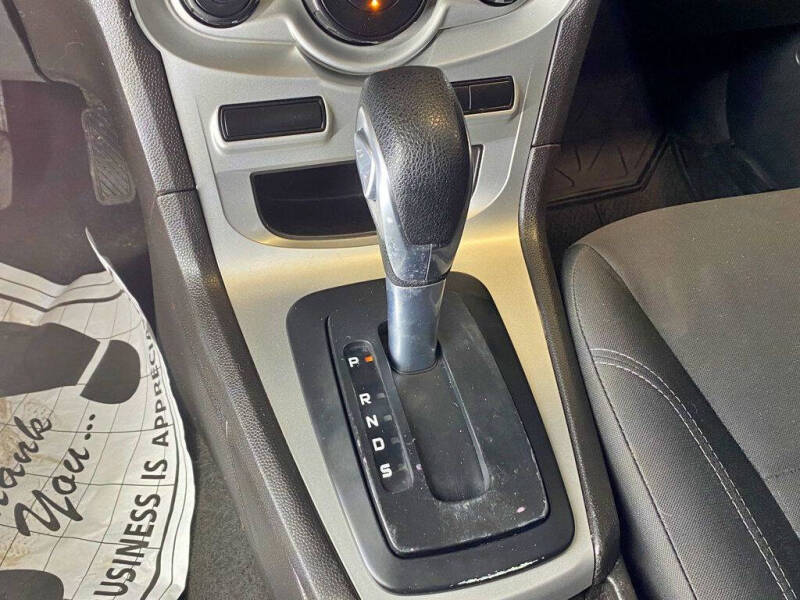 2016 Ford Fiesta SE