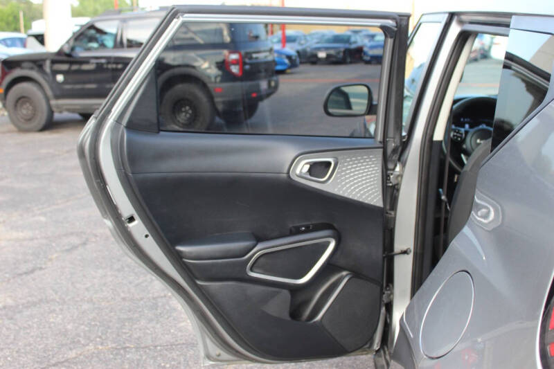 2025 Kia Soul LX