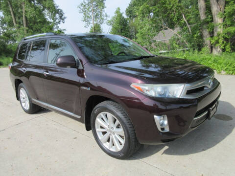 2013 Toyota Highlander Hybrid for sale at Fox River Motors, Inc in Green Bay WI