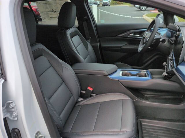 2026 Chevrolet Equinox EV LT 2