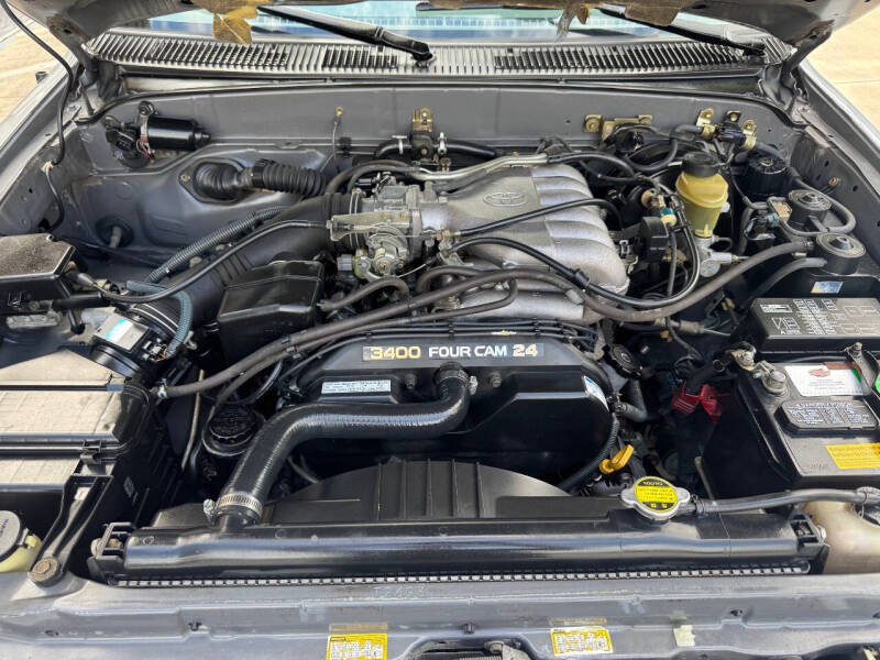 1996 Toyota Tacoma SR5