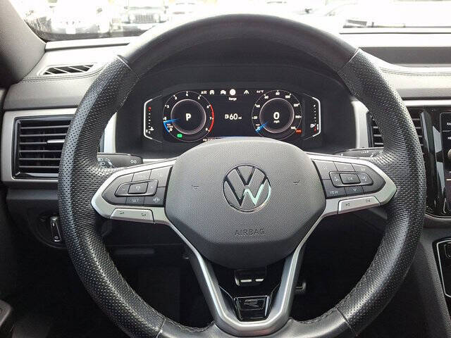 2020 Volkswagen Atlas Cross Sport V6 SEL R-Line 4Motion